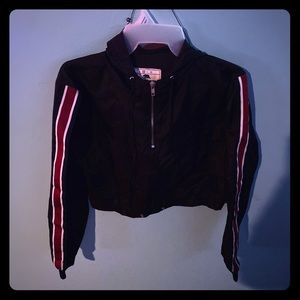 REFLEX CROP TOP W/ HOOD